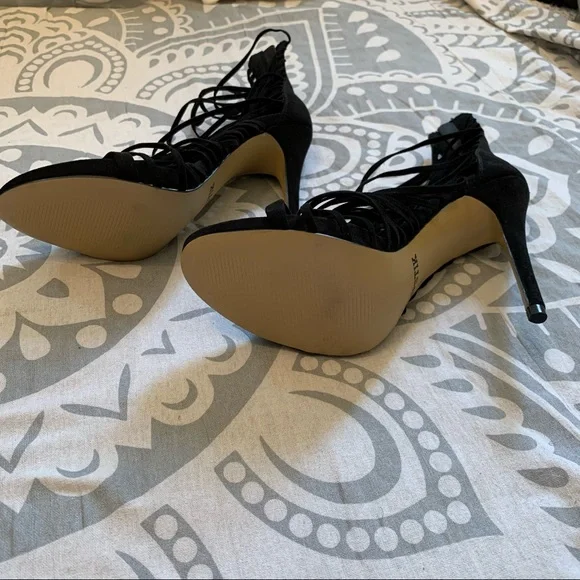 NWOT Princess Polly black strappy gabbi heels - Picture 7 of 7